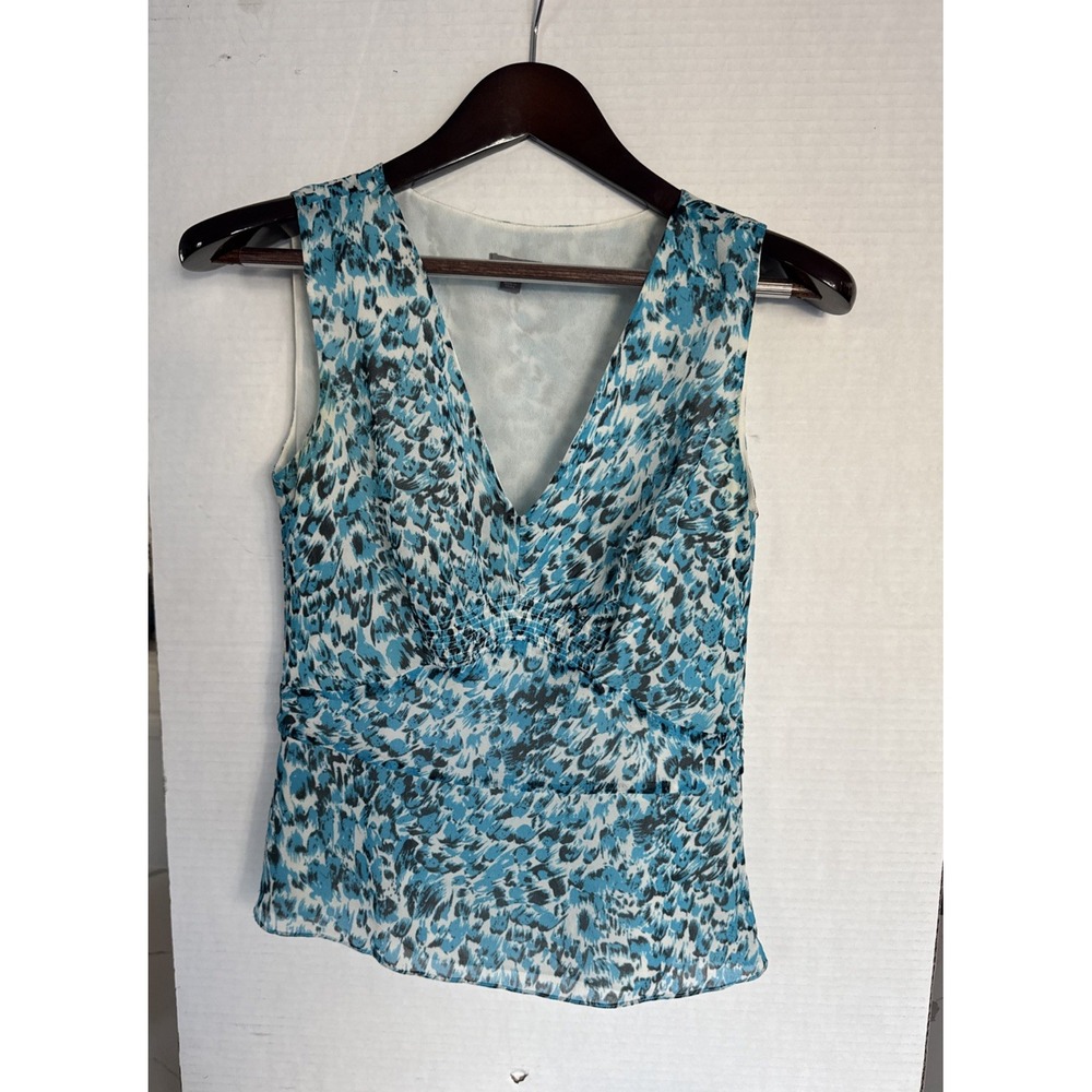 Ann Taylor Silk V-Neck Sleeveless Blouse Blue Abstract Animal Print Size 4